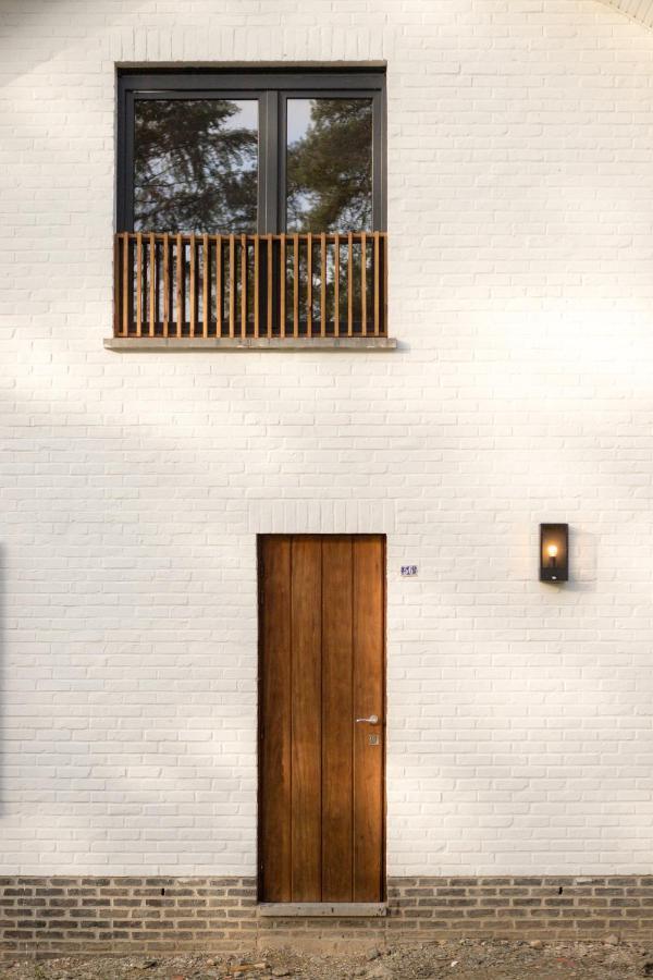 De Brohimont - - Exclusive Of Silence Houyet